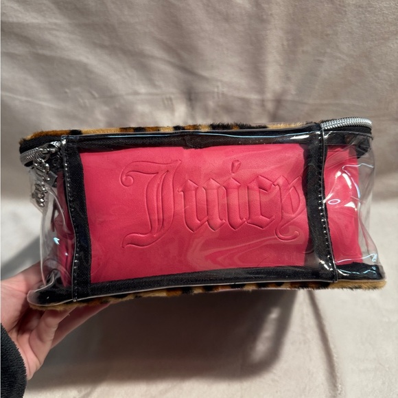 Juicy Couture 4 Piece Cosmetic Bag Set NWT - Picture 11 of 12